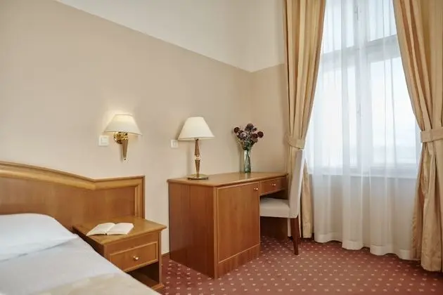 Standard Double or Twin Room with Sea View