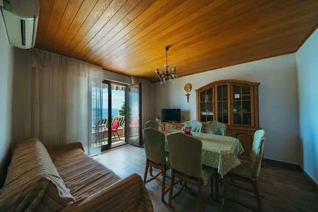 Apart Daire (Lovre - close to the sea - A1(6))