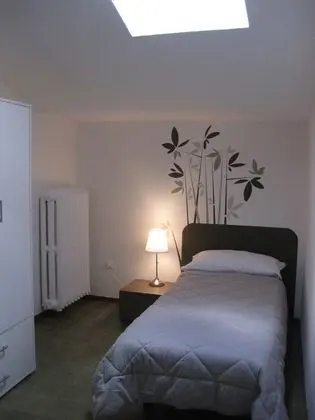 Tek Kişilik Oda, Ortak Banyo