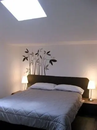 Üç Kişilik Oda, Ortak Banyo