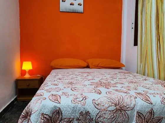 Tek Büyük Yataklı Oda, Ortak Banyo