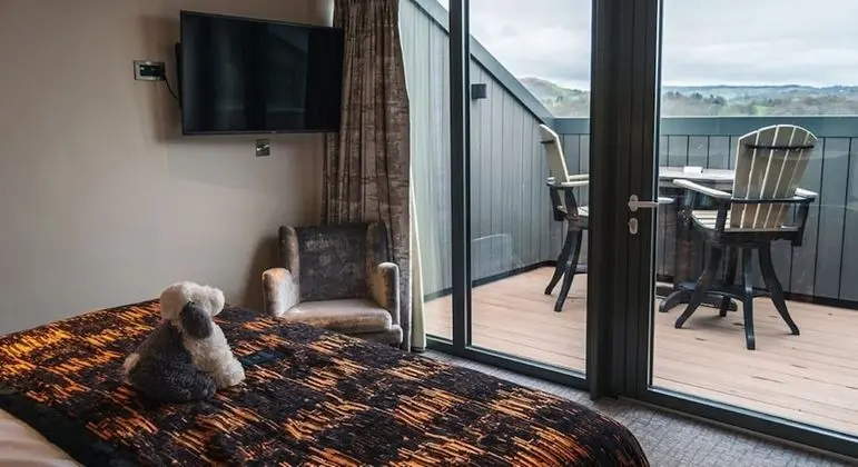 Winander Club Lime Lake View Room