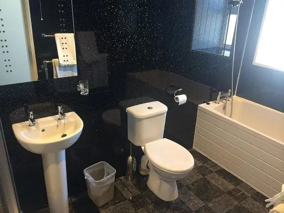 Deluxe Tek Büyük Yataklı Oda, 1 En Büyük (King) Boy Yatak, Sigara İçilmez