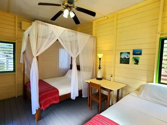 Jungle Cabin outside bathroom
