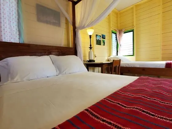 Jungle Cabin outside bathroom
