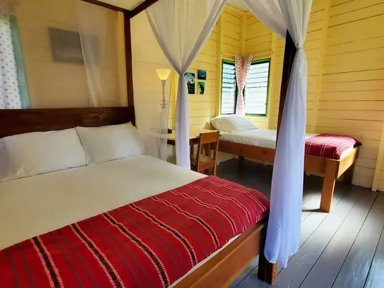 Jungle Cabin outside bathroom