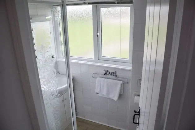 Family Kır Evi, Özel Banyo (Fowey Cottage)