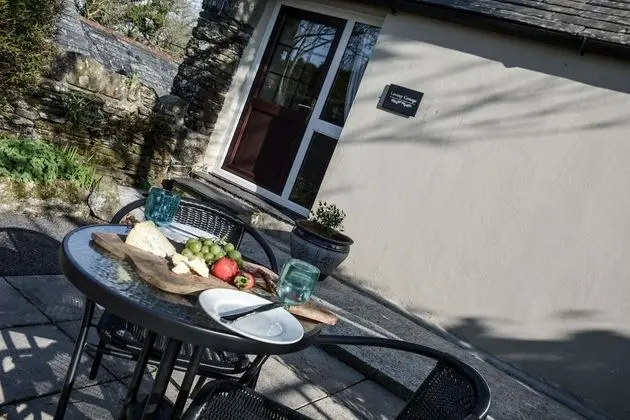 Romantic Kır Evi, Özel Banyo, Avlu Manzaralı (Loveny Cottage)