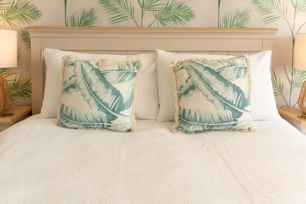 Apart Daire, Banyolu/Duşlu, Deniz Manzaralı (7 Min Walk To Beach)