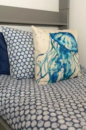 Apart Daire, Banyolu/Duşlu, Deniz Manzaralı (7 Min Walk To Beach)