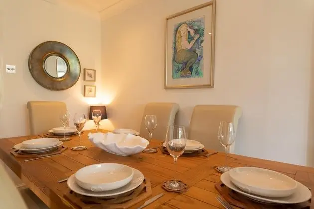 Apart Daire, Banyolu/Duşlu, Deniz Manzaralı (7 Min Walk To Beach)