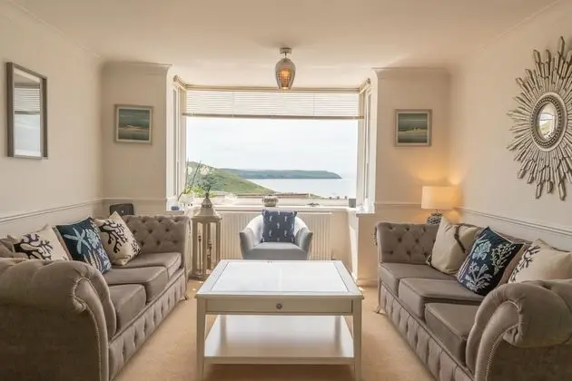 Apart Daire, Banyolu/Duşlu, Deniz Manzaralı (7 Min Walk To Beach)