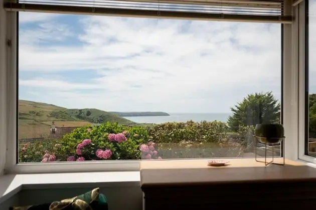Apart Daire, Banyolu/Duşlu, Deniz Manzaralı (7 Min Walk To Beach)