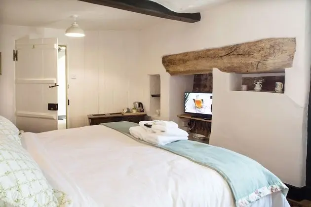 Deluxe Double Room, 1 King Bed, Ensuite, Valley View