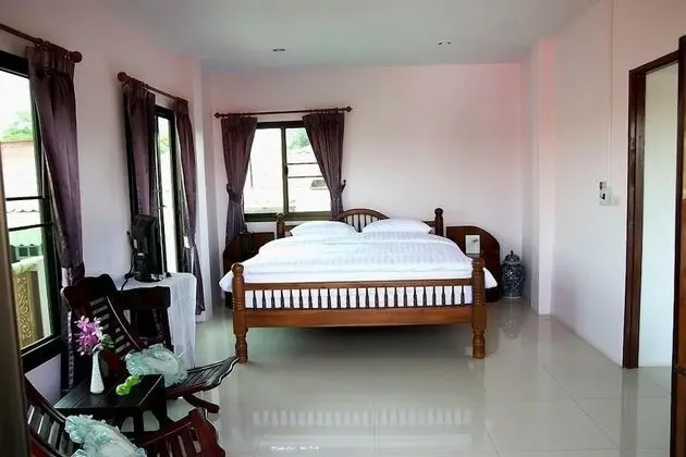 Oda (PetchPailin / Petcharat (Large Room))