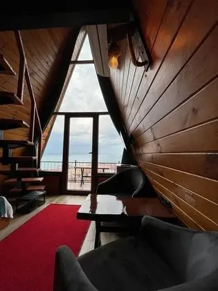 3/ve Doğa Manzaralı Bungalov (3 Kişilik)