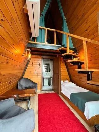 3/ve Doğa Manzaralı Bungalov (3 Kişilik)