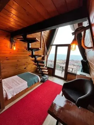 3/ve Doğa Manzaralı Bungalov (3 Kişilik)