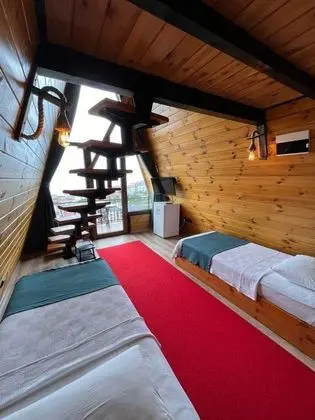 4/Deniz ve Doğa Manzaralı Bungalov (4 Kişilik)