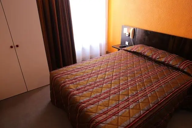 Economy Tek Büyük Yataklı Oda