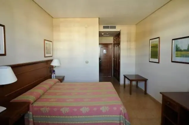 Tek Büyük veya İki Ayrı Yataklı Oda