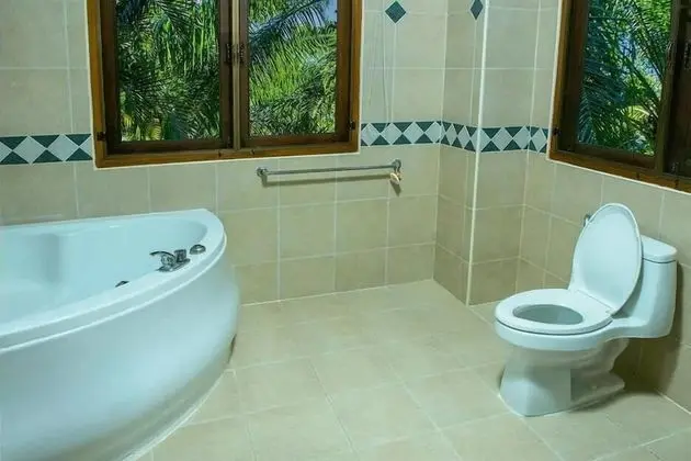 Villa (LPC Holiday)