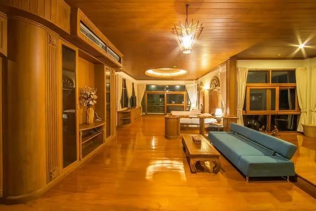 Luxury Ev, 4 Yatak Odası, Havuz Kullanımı, Göl Manzaralı