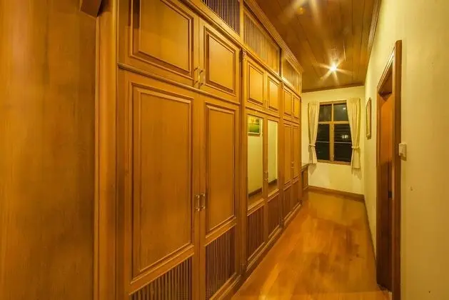 Luxury Ev, 4 Yatak Odası, Havuz Kullanımı, Göl Manzaralı