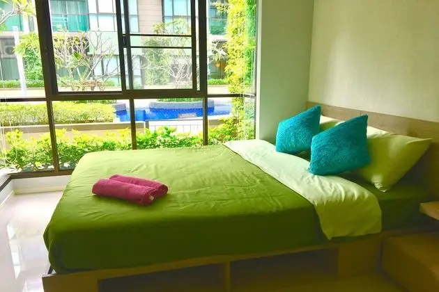 1 Bedroom Pool Access B2103