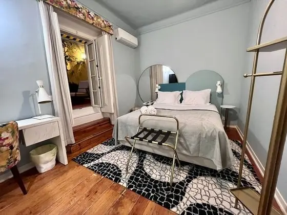 Premium Tek Büyük Yataklı Oda