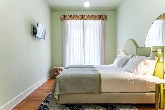 Tek Büyük veya İki Ayrı Yataklı Oda