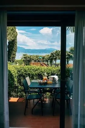 Panoramic Apart Daire, 1 Yatak Odası, Göl Manzaralı, Plaj Kenarı