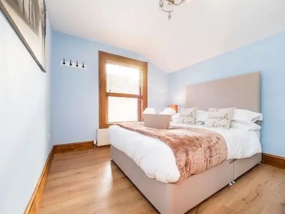 Comfort Ev, Veranda (LT The Gate House 3 Bed)