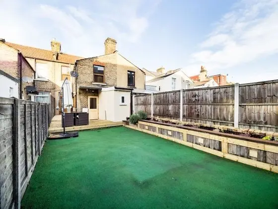 Comfort Ev, Veranda (LT The Gate House 3 Bed)