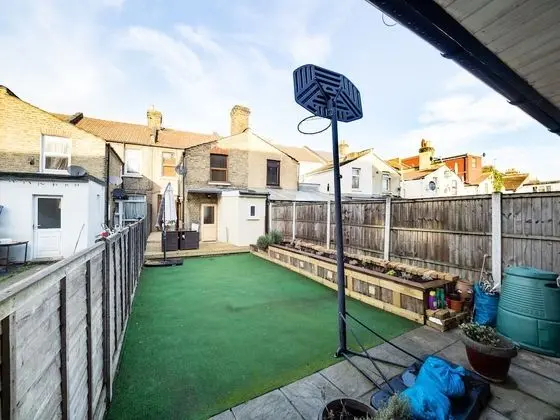 Comfort Ev, Veranda (LT The Gate House 3 Bed)