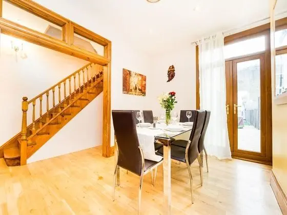 Comfort Ev, Veranda (LT The Gate House 3 Bed)
