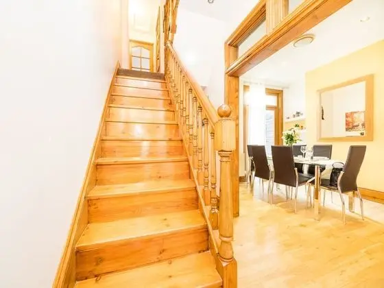 Comfort Ev, Veranda (LT The Gate House 3 Bed)