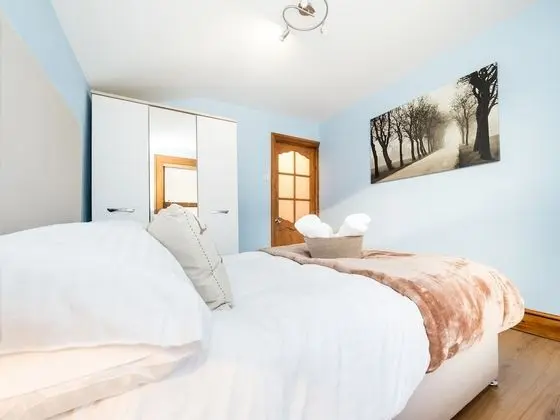 Comfort Ev, Veranda (LT The Gate House 3 Bed)