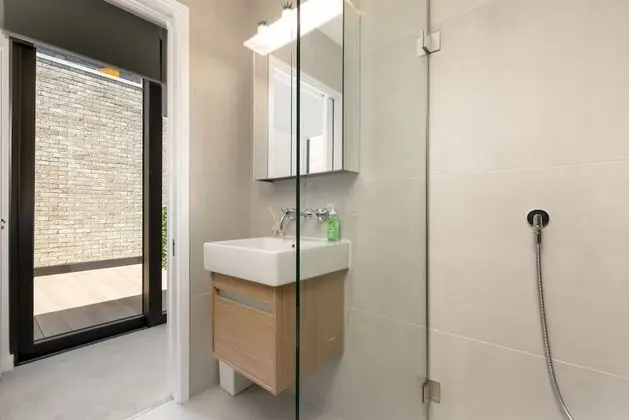 Ev, Banyolu/Duşlu (LT Greenwich 3 Bed)