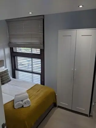 Apart Daire, Engellilere Uygun, Özel Banyo (LT Grove Stratford 2 bed)