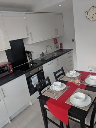 Apart Daire, Engellilere Uygun, Özel Banyo (LT Grove Stratford 2 bed)
