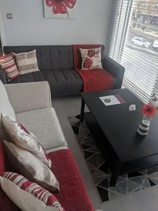 Apart Daire, Engellilere Uygun, Özel Banyo (LT Grove Stratford 2 bed)