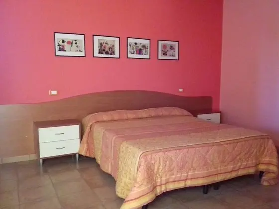 Üç Kişilik Oda