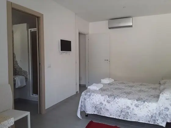 Tek Büyük veya İki Ayrı Yataklı Oda, Özel Banyo