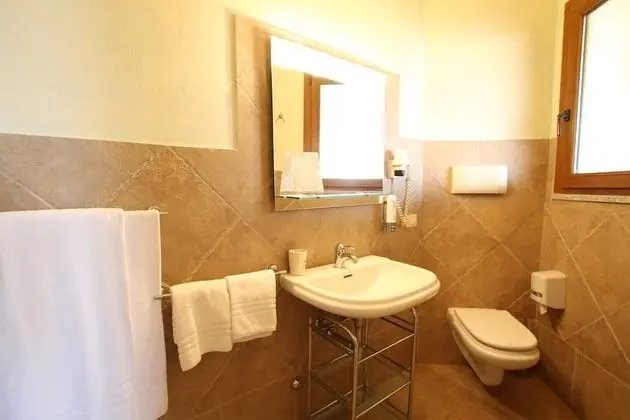 Standard Tek Büyük veya İki Ayrı Yataklı Oda