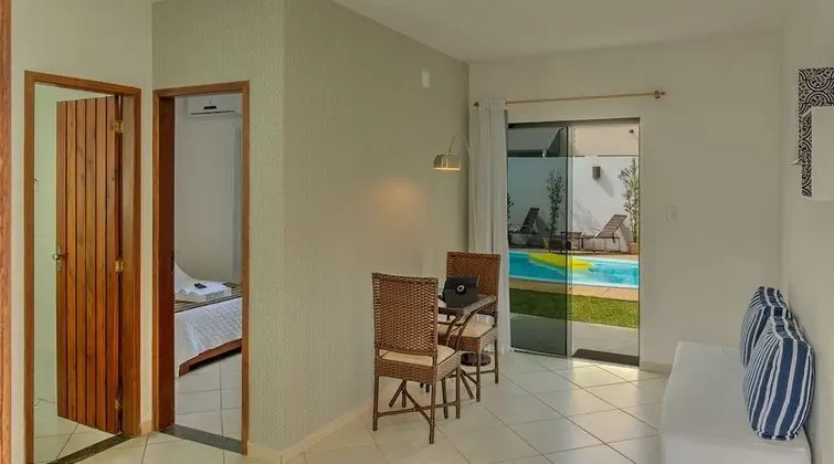 Comfort Apart Daire, 1 Yatak Odası, Küçük Mutfak, Havuz Manzaralı
