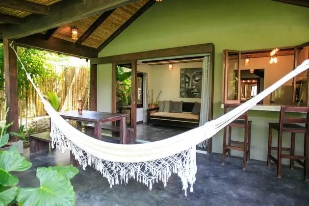 Villa, 2 Yatak Odası, Mutfak, Havuz Manzaralı