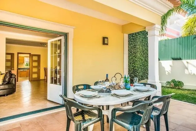 Villa (4 Bedrooms)