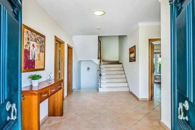 Villa (4 Bedrooms)