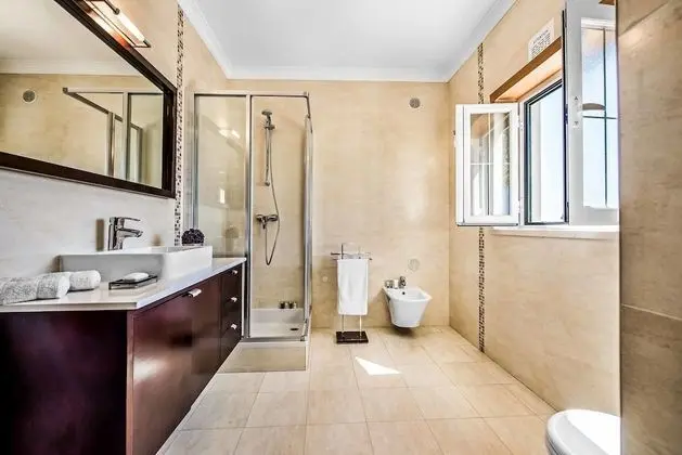 Villa (4 Bedrooms)